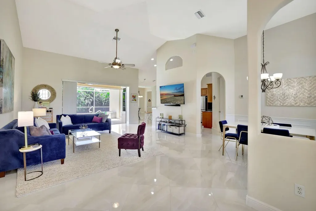 628 Hernando Drive Marco Island FL 34145
