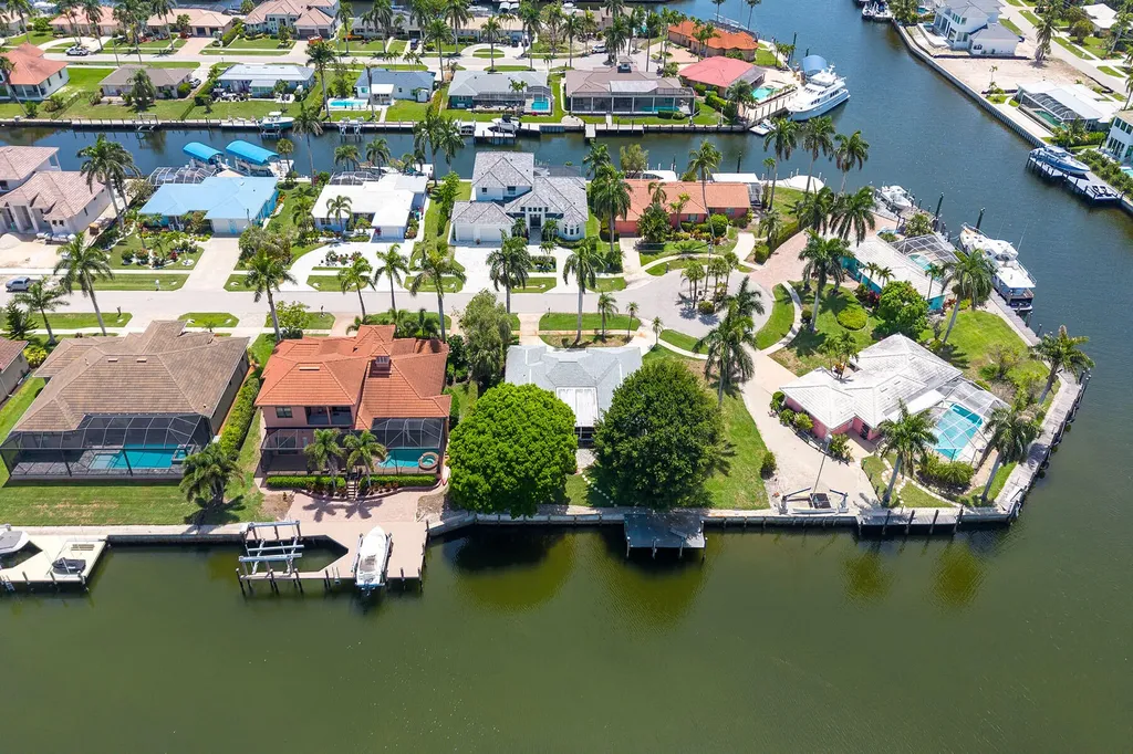 843 Buttonwood Court Marco Island FL 34145