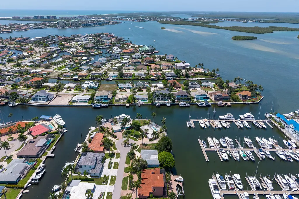 843 Buttonwood Court Marco Island FL 34145