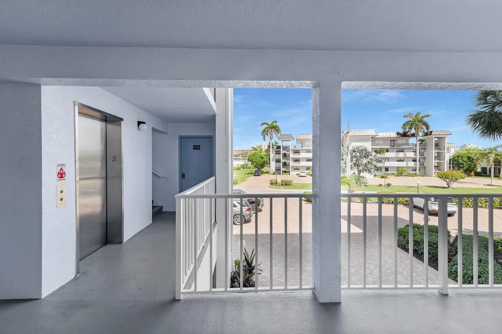 919 Huron Court Marco Island FL 34145