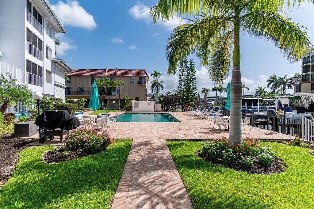 919 Huron Court Marco Island FL 34145