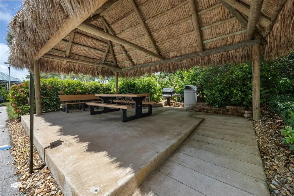 1085 NW Bald Eagle Marco Island FL 34145