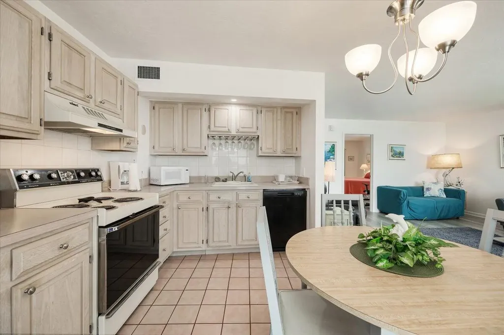 1085 NW Bald Eagle Marco Island FL 34145