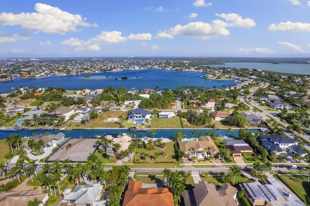 1668 Mcilvaine Court Marco Island FL 34145