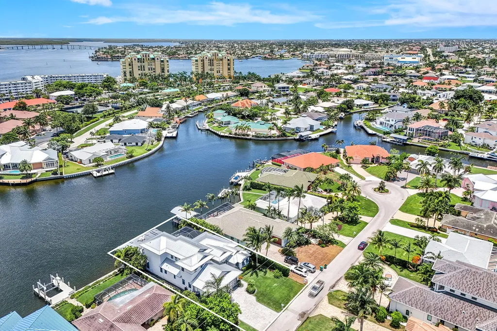 1119 Edington Place Marco Island FL 34145