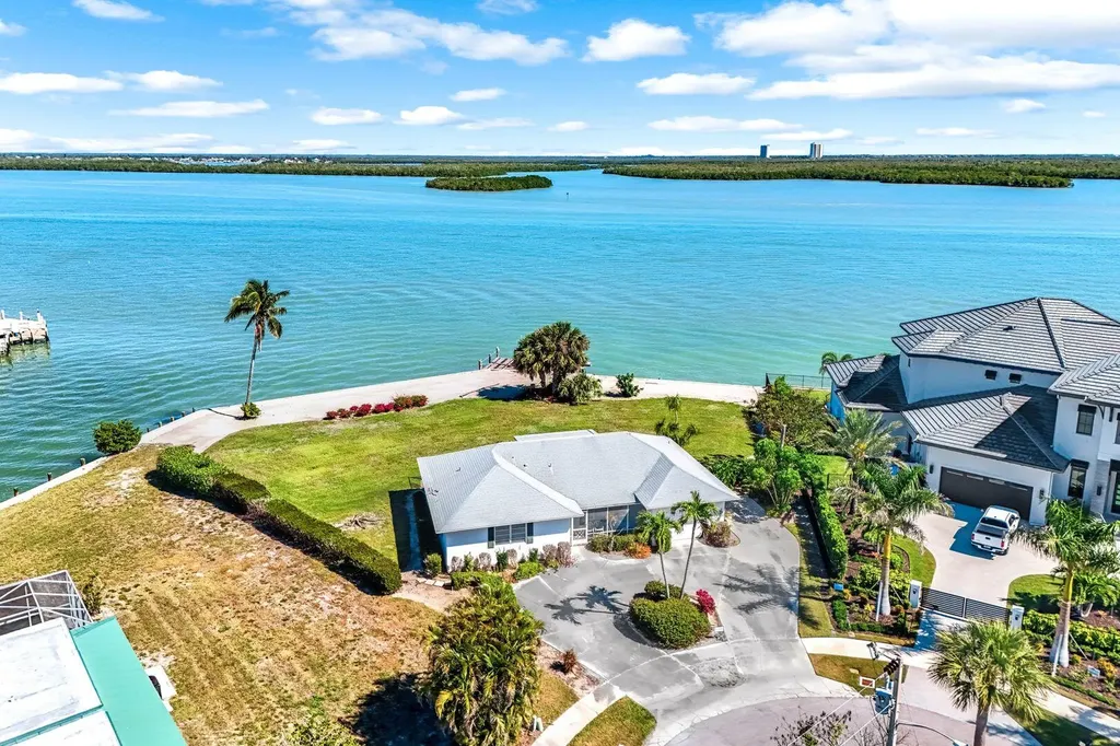 980 Iris Court Marco Island FL 34145