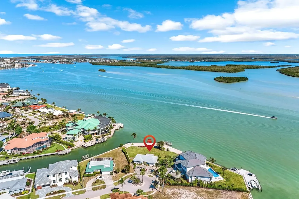 980 Iris Court Marco Island FL 34145