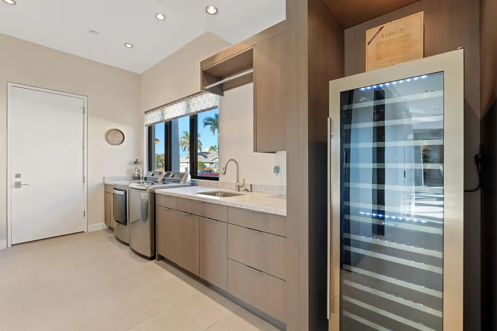 821 Magnolia Court Marco Island FL 34145