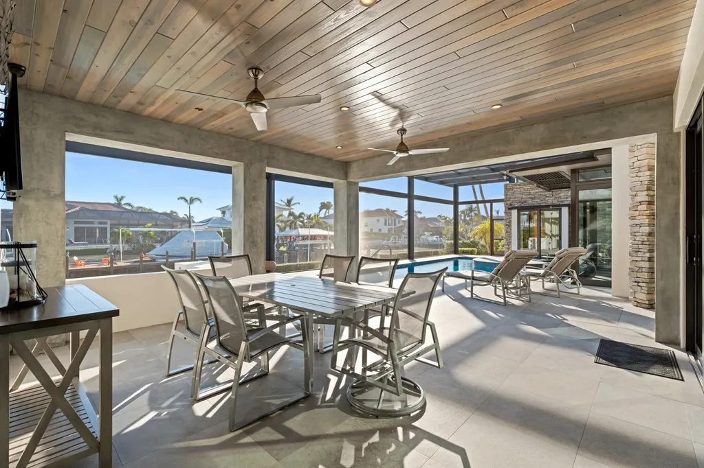 821 Magnolia Court Marco Island FL 34145