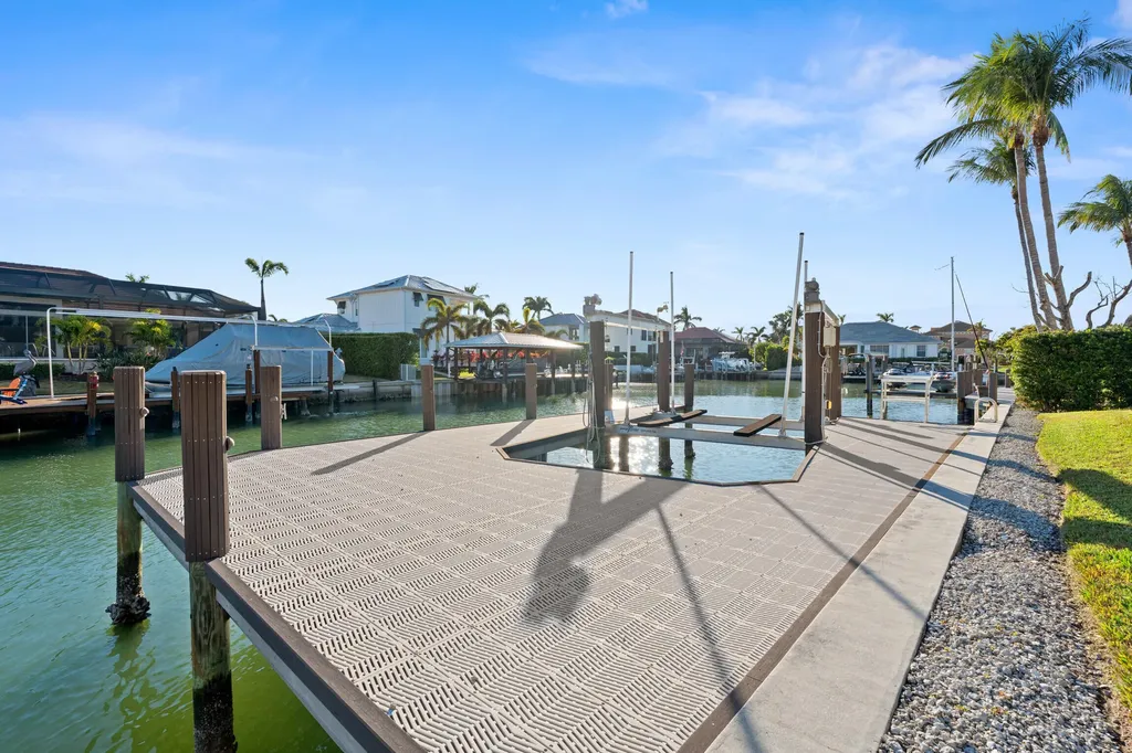 821 Magnolia Court Marco Island FL 34145