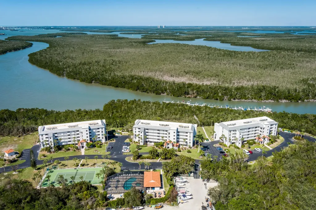 300 Stevens Landing Drive Marco Island FL 34145