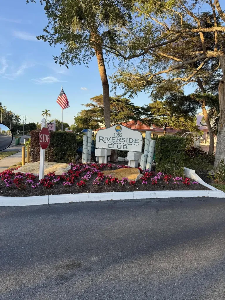 1085 Bald Eagle Drive Marco Island FL 34145