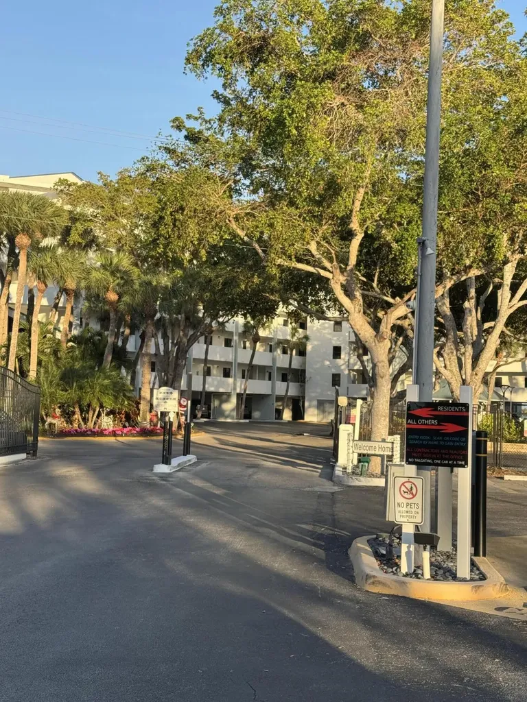 1085 Bald Eagle Drive Marco Island FL 34145