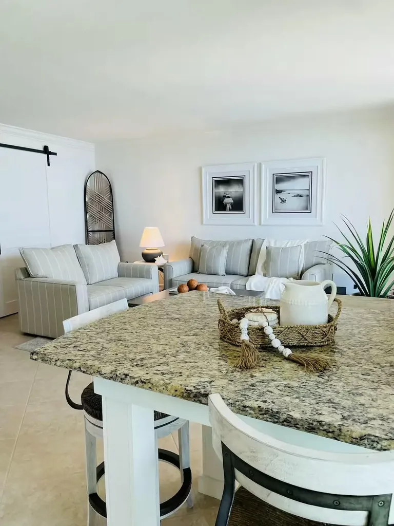 1085 Bald Eagle Drive Marco Island FL 34145