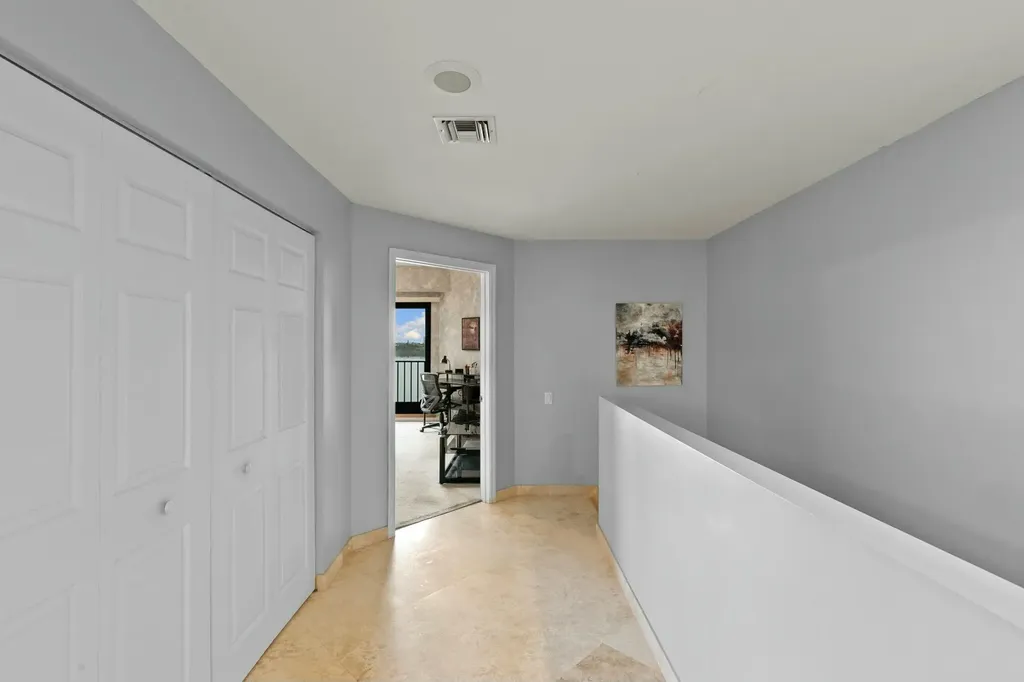 502 La Peninsula Boulevard Naples FL 34113