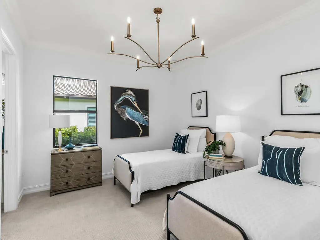 6564 Costa Circle Naples FL 34113