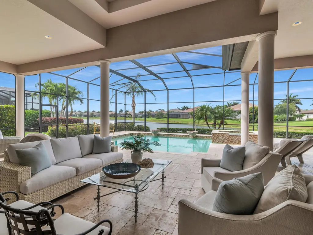 6564 Costa Circle Naples FL 34113