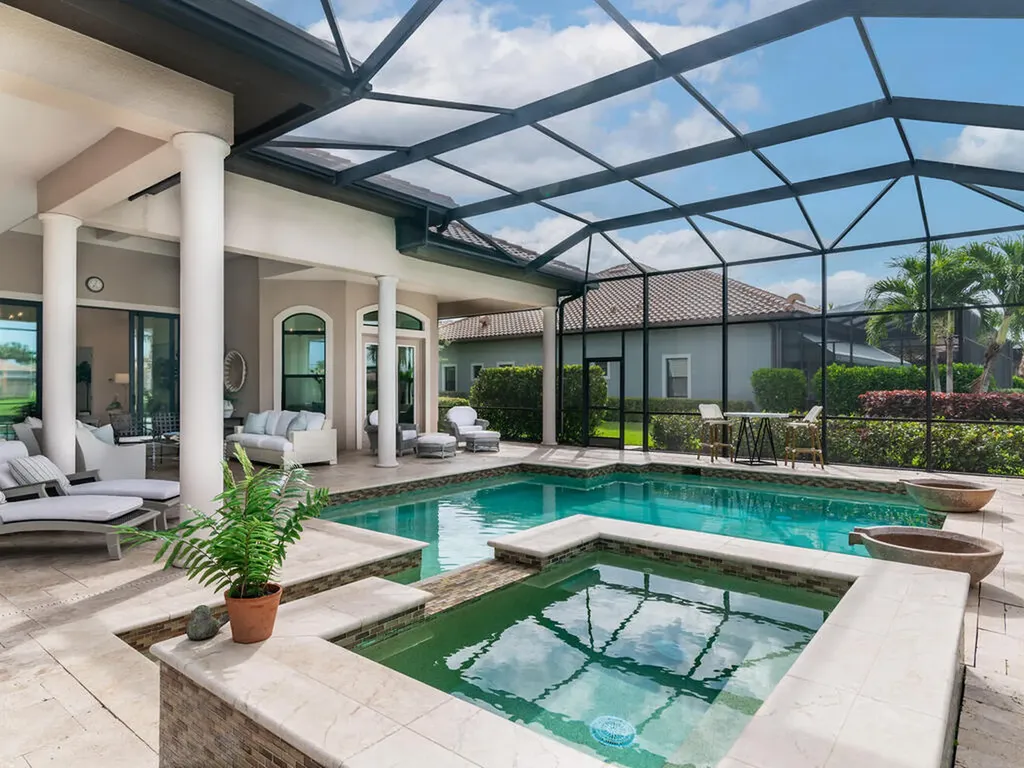 6564 Costa Circle Naples FL 34113