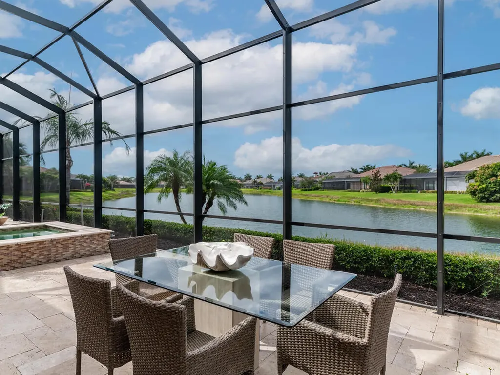 6564 Costa Circle Naples FL 34113