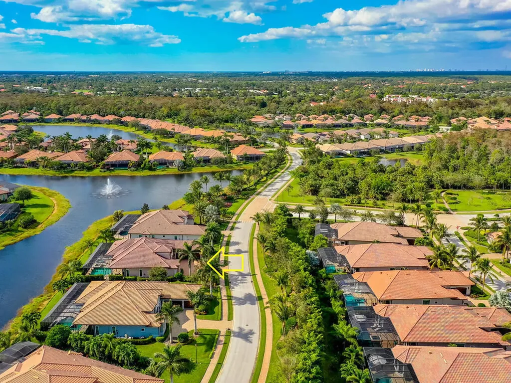 6564 Costa Circle Naples FL 34113