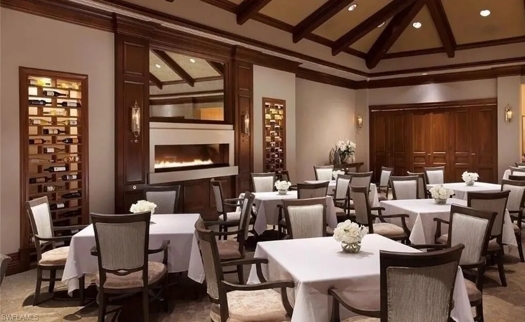 6564 Costa Circle Naples FL 34113