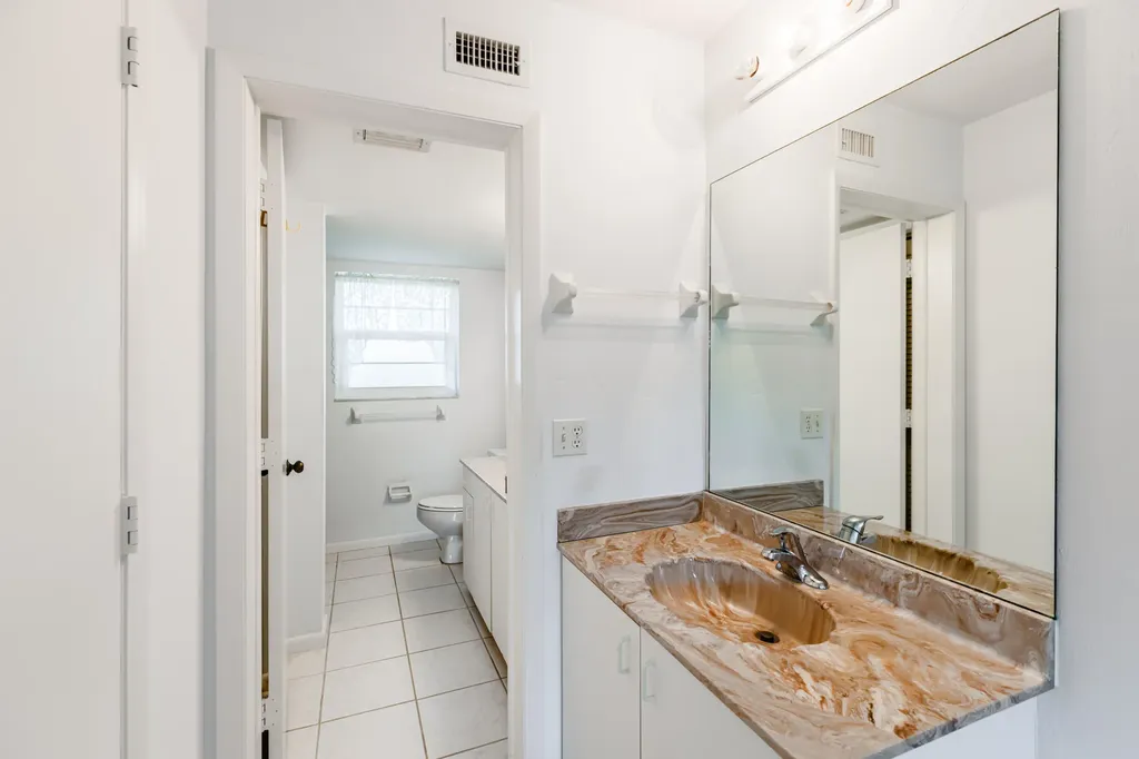 129 S Collier Marco Island FL 34145