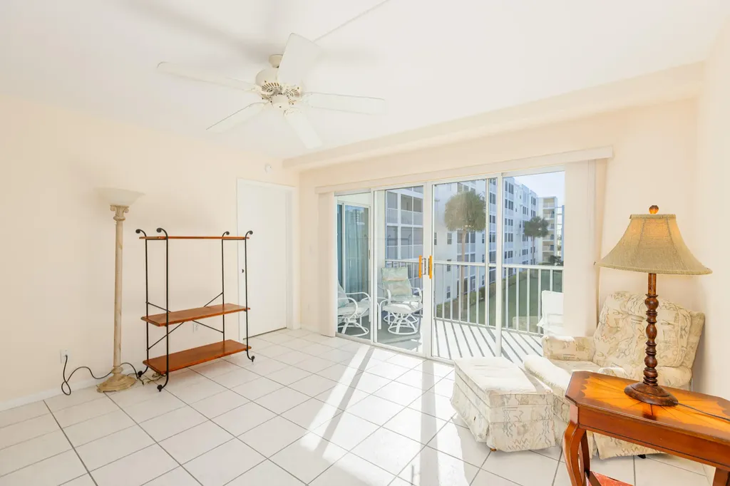 129 S Collier Marco Island FL 34145