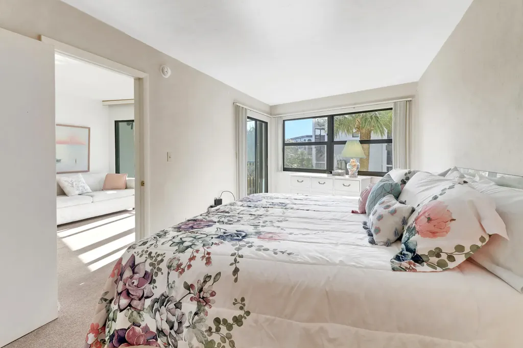 1027 Angler's Cove Marco Island FL 34145