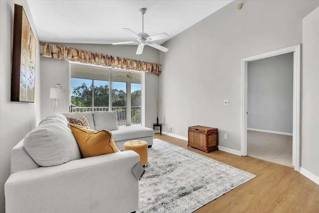 8161 Twelve Oaks Naples FL 34113