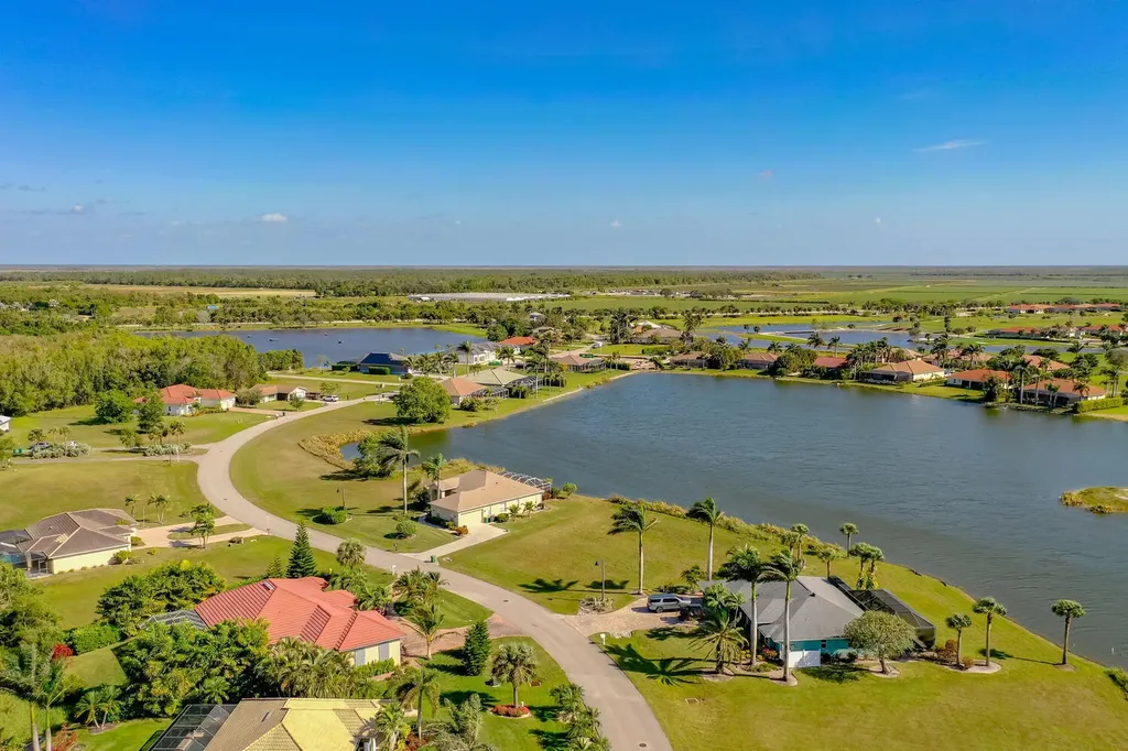 18198 Royal Hammock Boulevard Naples FL 34114