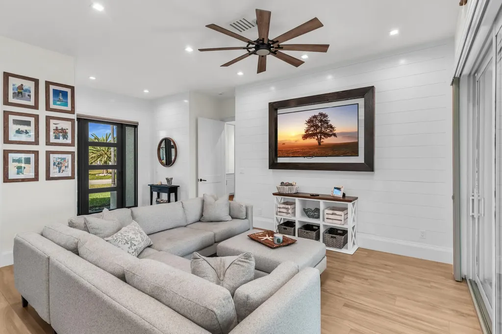 18198 Royal Hammock Boulevard Naples FL 34114