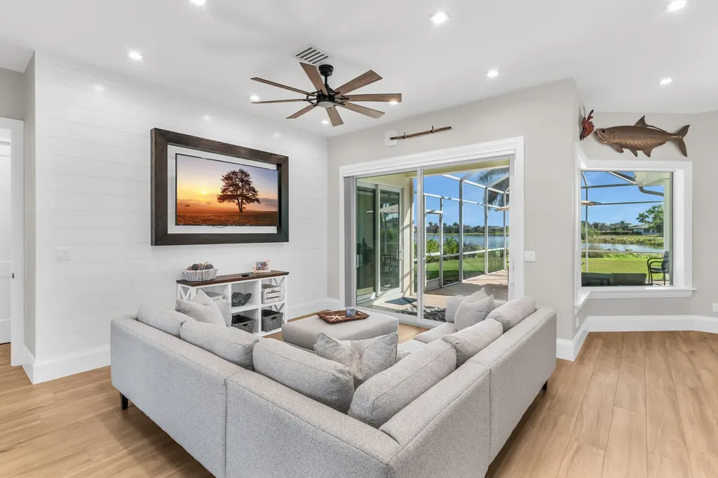 18198 Royal Hammock Boulevard Naples FL 34114
