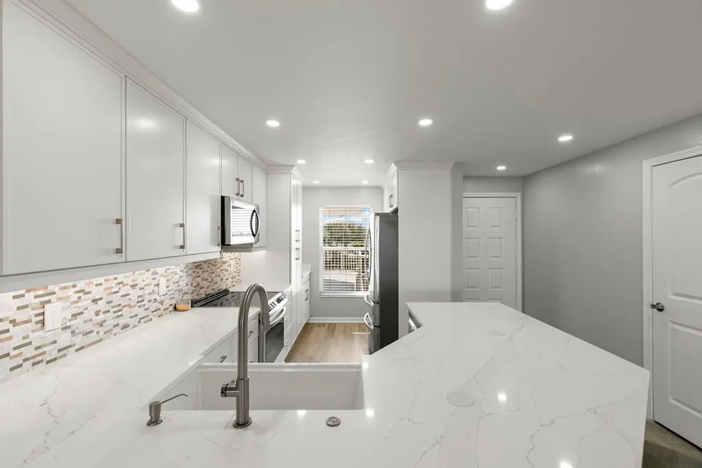 991 N Barfield Drive Marco Island FL 34145