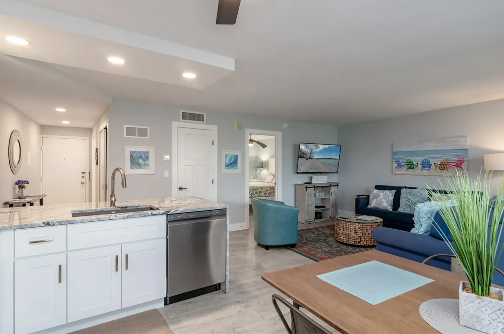 1085 Bald Eagle Marco Island FL 34145