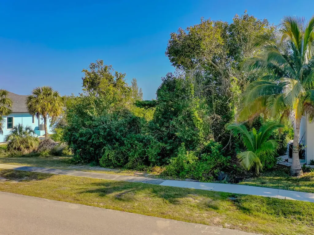 1761 Granada Drive Marco Island FL 34145