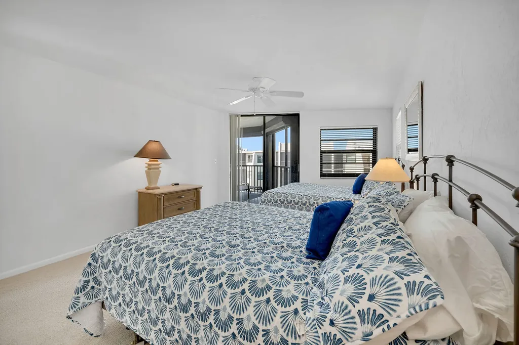 933 Collier Court Marco Island FL 34145