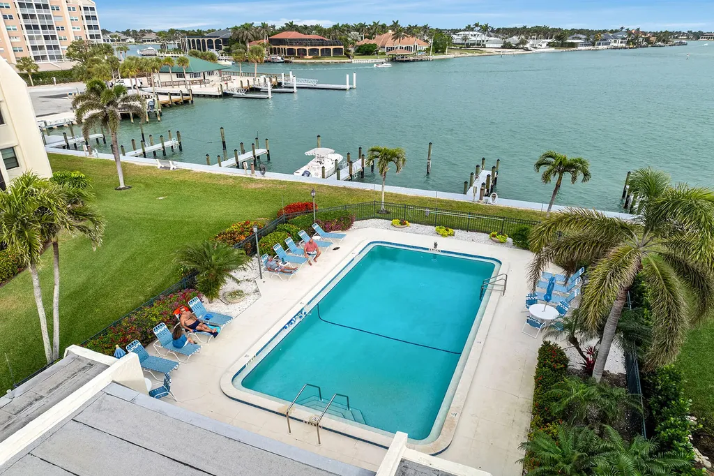 933 Collier Court Marco Island FL 34145