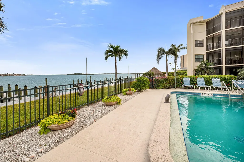 933 Collier Court Marco Island FL 34145