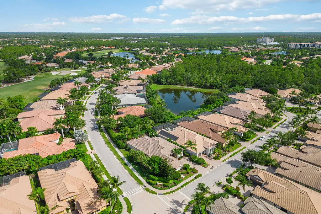 7477 Martinique Terrace Naples FL 34113