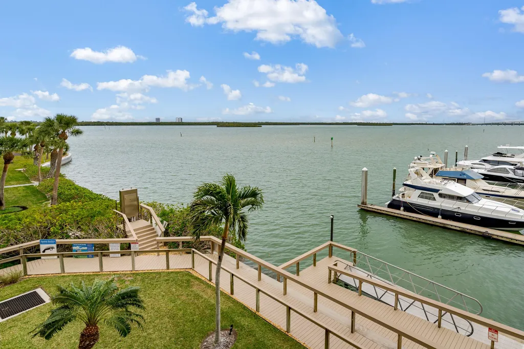 1079 Bald Eagle Drive Marco Island FL 34145