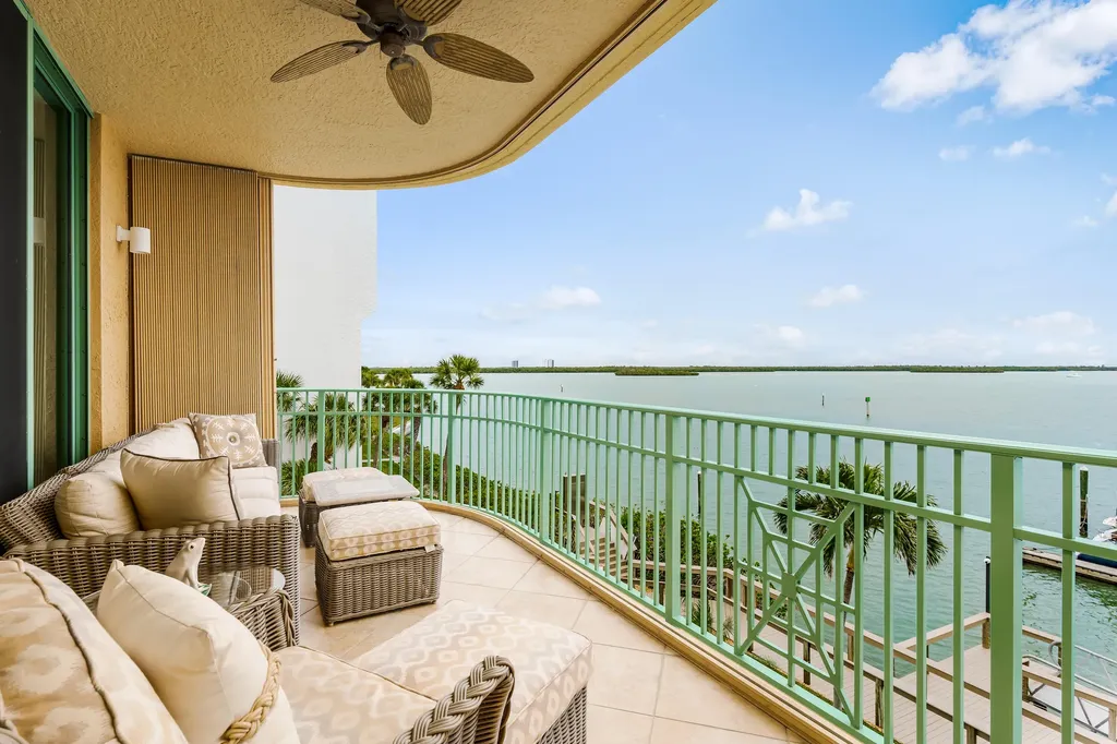 1079 Bald Eagle Drive Marco Island FL 34145