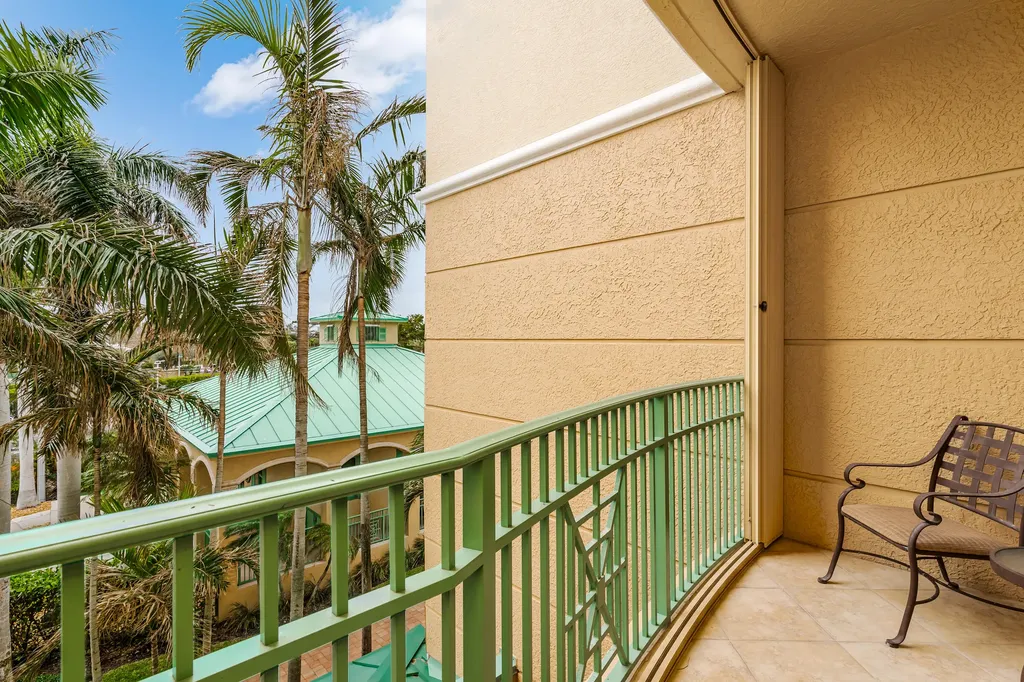 1079 Bald Eagle Drive Marco Island FL 34145