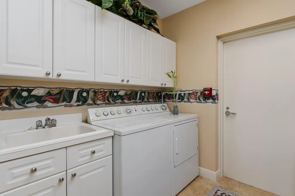 1079 Bald Eagle Drive Marco Island FL 34145