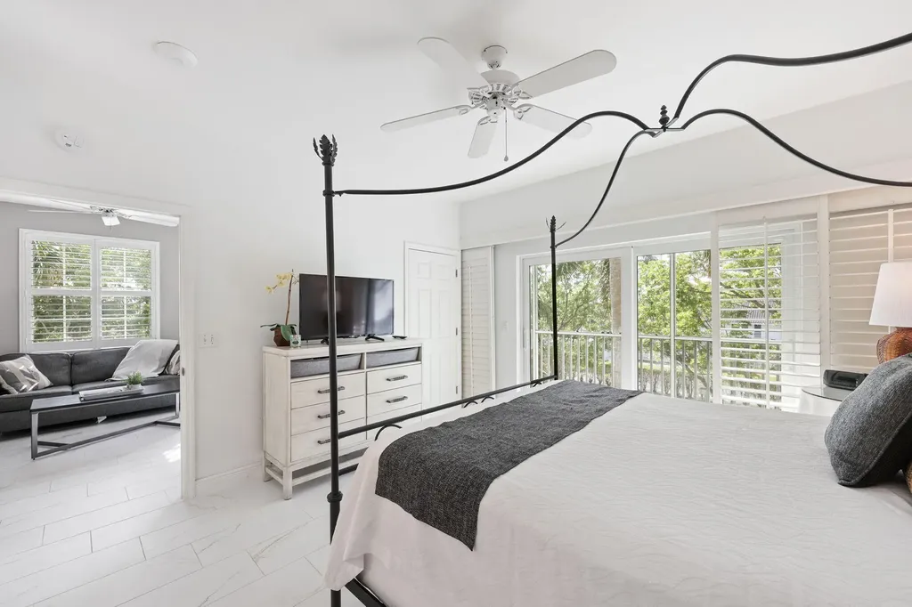 140 Palm Marco Island FL 34145