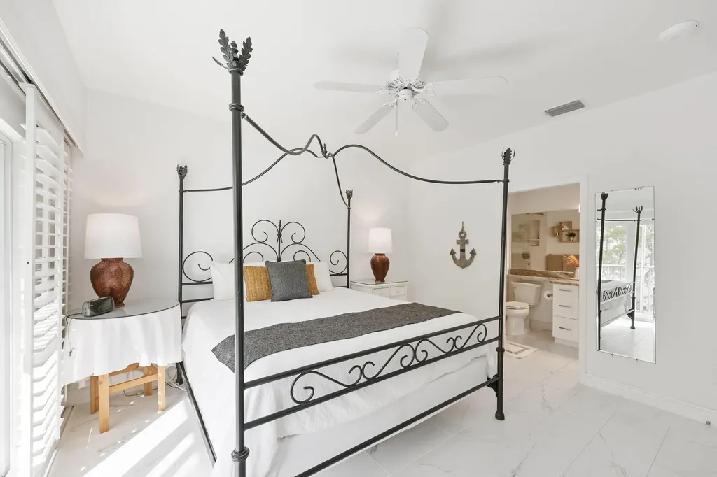 140 Palm Marco Island FL 34145