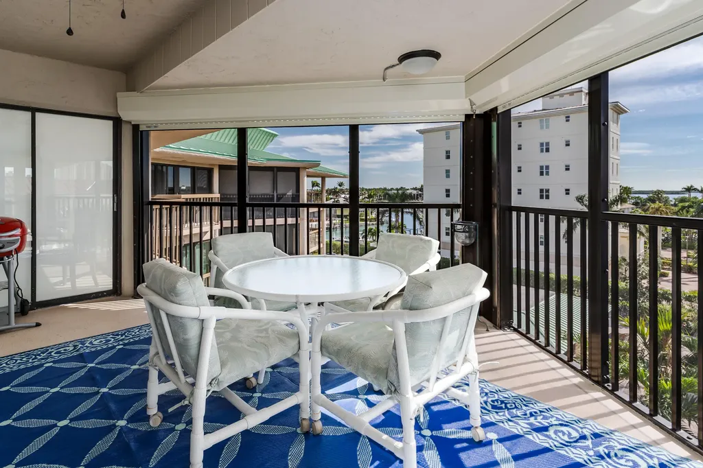 845 Collier Court Marco Island FL 34145