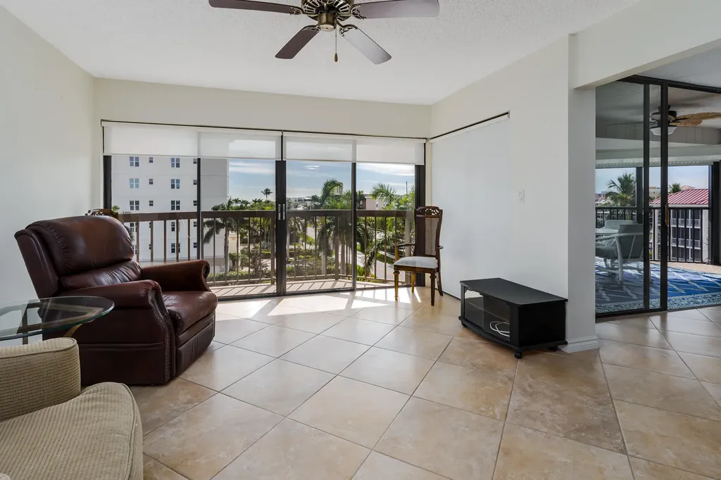 845 Collier Court Marco Island FL 34145