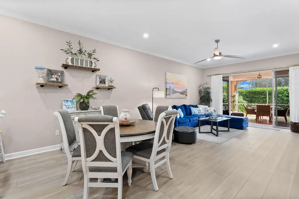 790 W Elkcam Circle Marco Island FL 34145