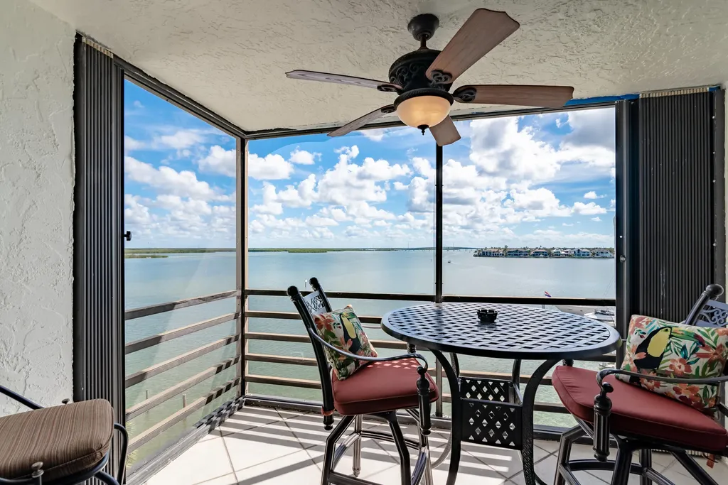 1085 Bald Eagle Marco Island FL 34145