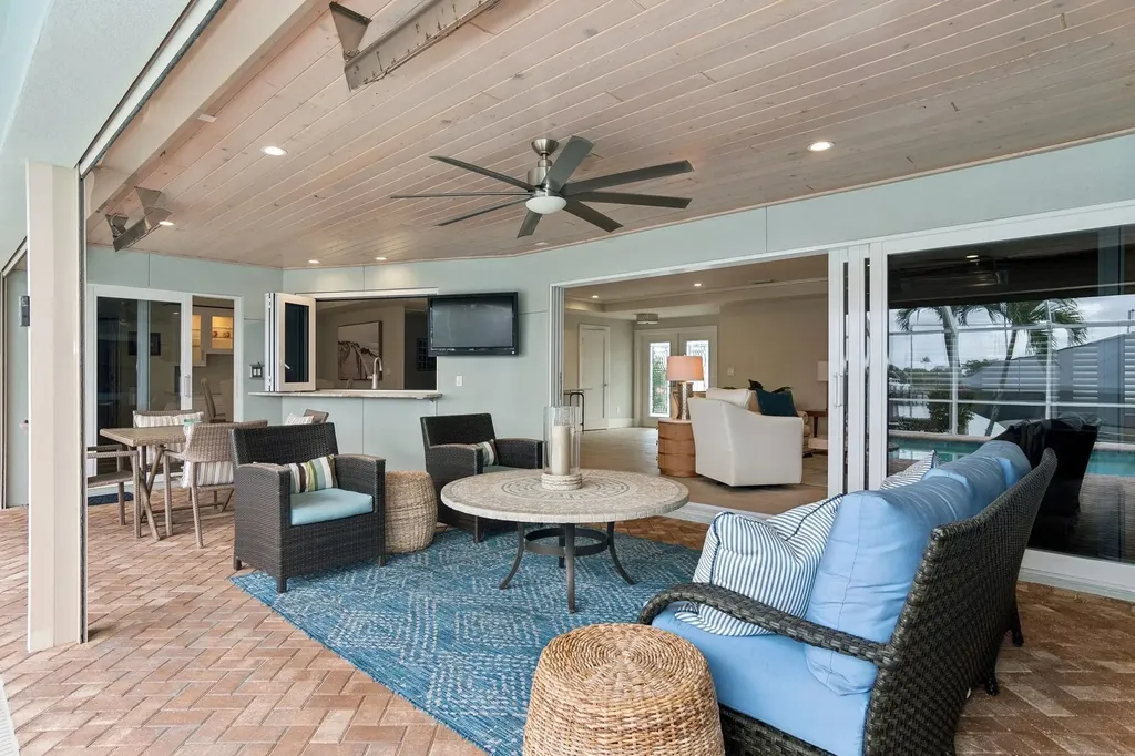 335 Nassau Court Marco Island FL 34145